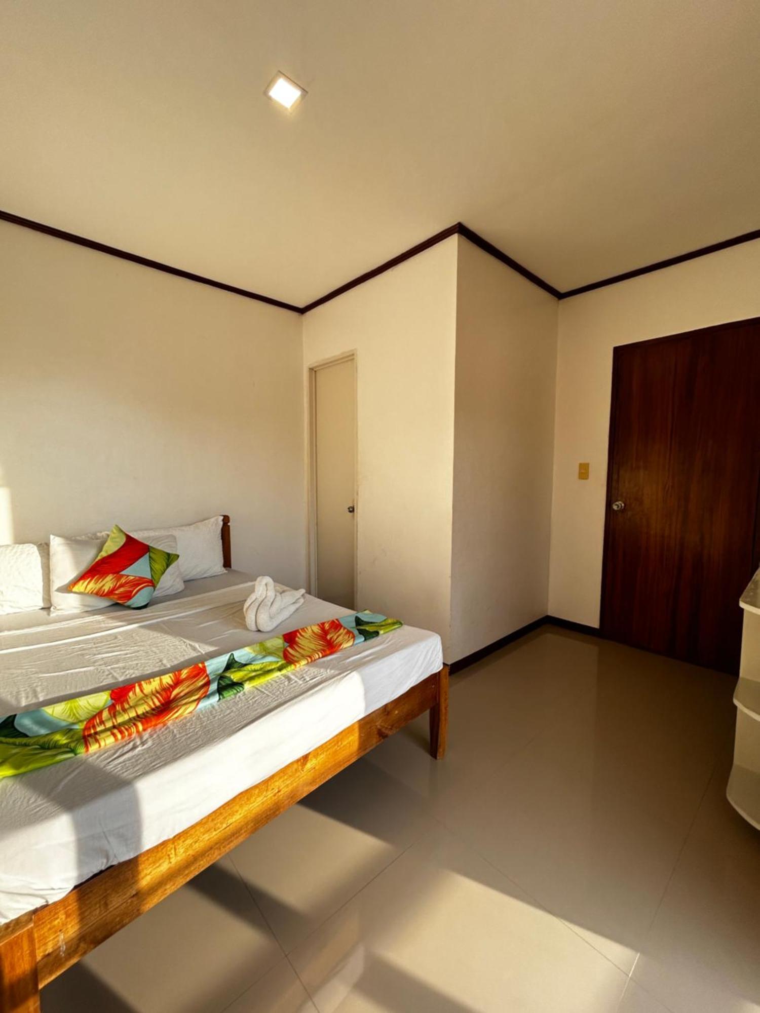 Brenmariel Tourist Inn El Nido Eksteriør billede